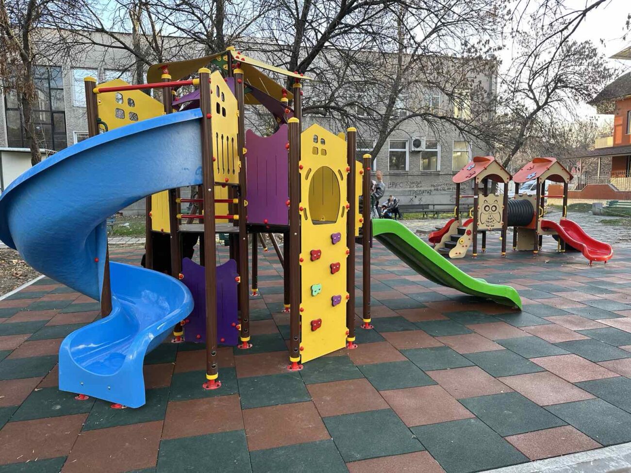 детска площадка, Стоян Алексиев, Пловдив, Район Северен