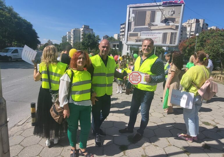 Кметът на "Тракия" в инициатива на областния управител за Деня без загинали на пътя (СНИМКИ)