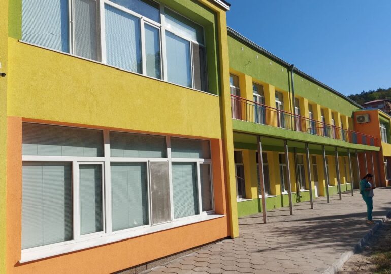 Откриха официално обновените детски градини в Първенец и Брестовица (СНИМКИ)