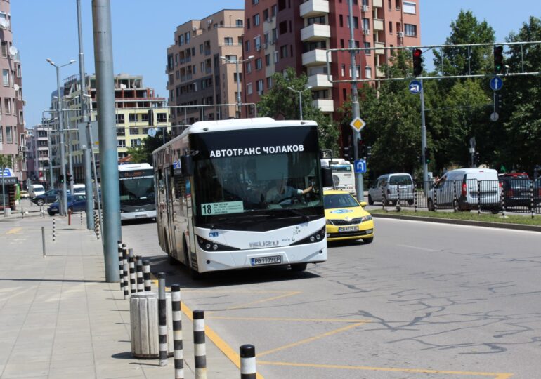 Пускат повече автобуси до гробищата в Пловдив за Задушница