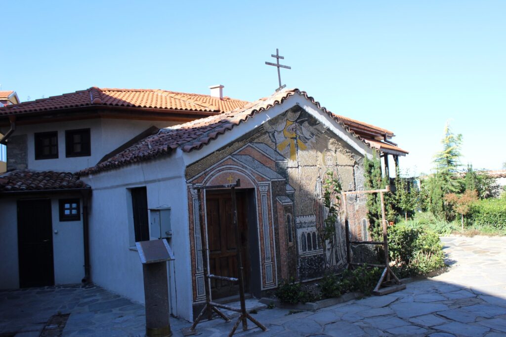 Храм "Свети Димитър" в Пловдив отбелязва своя празник (СНИМКИ)