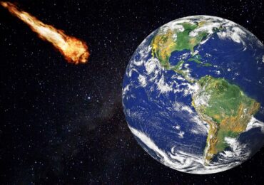 Заплашен ли е животът на Земята от гигантски астероид?