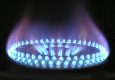 Решено: Природният газ поскъпва с 8% през юни
