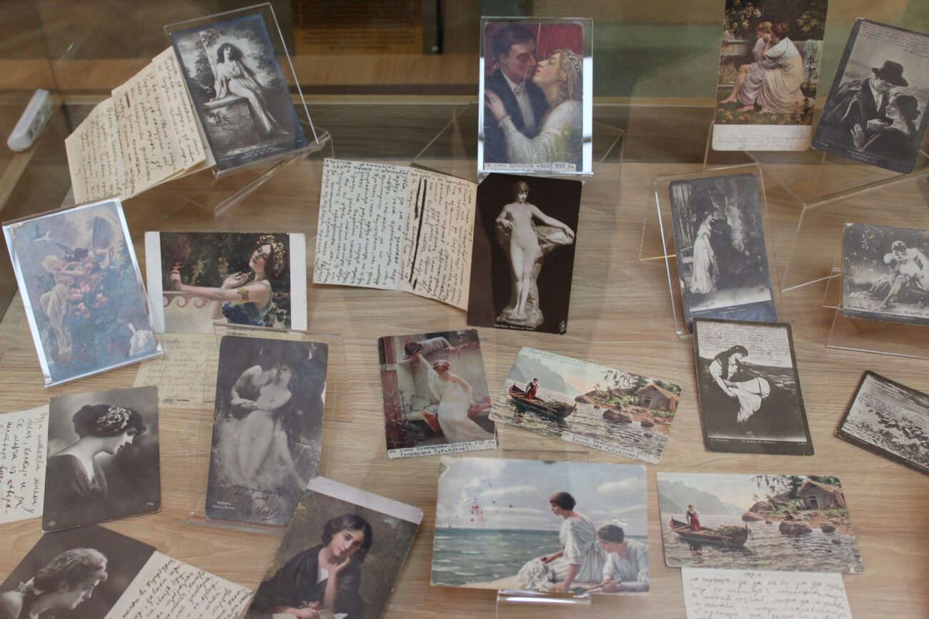 Откриха интригуваща изложба на писма и картички в Исторически музей - Пловдив (СНИМКИ)