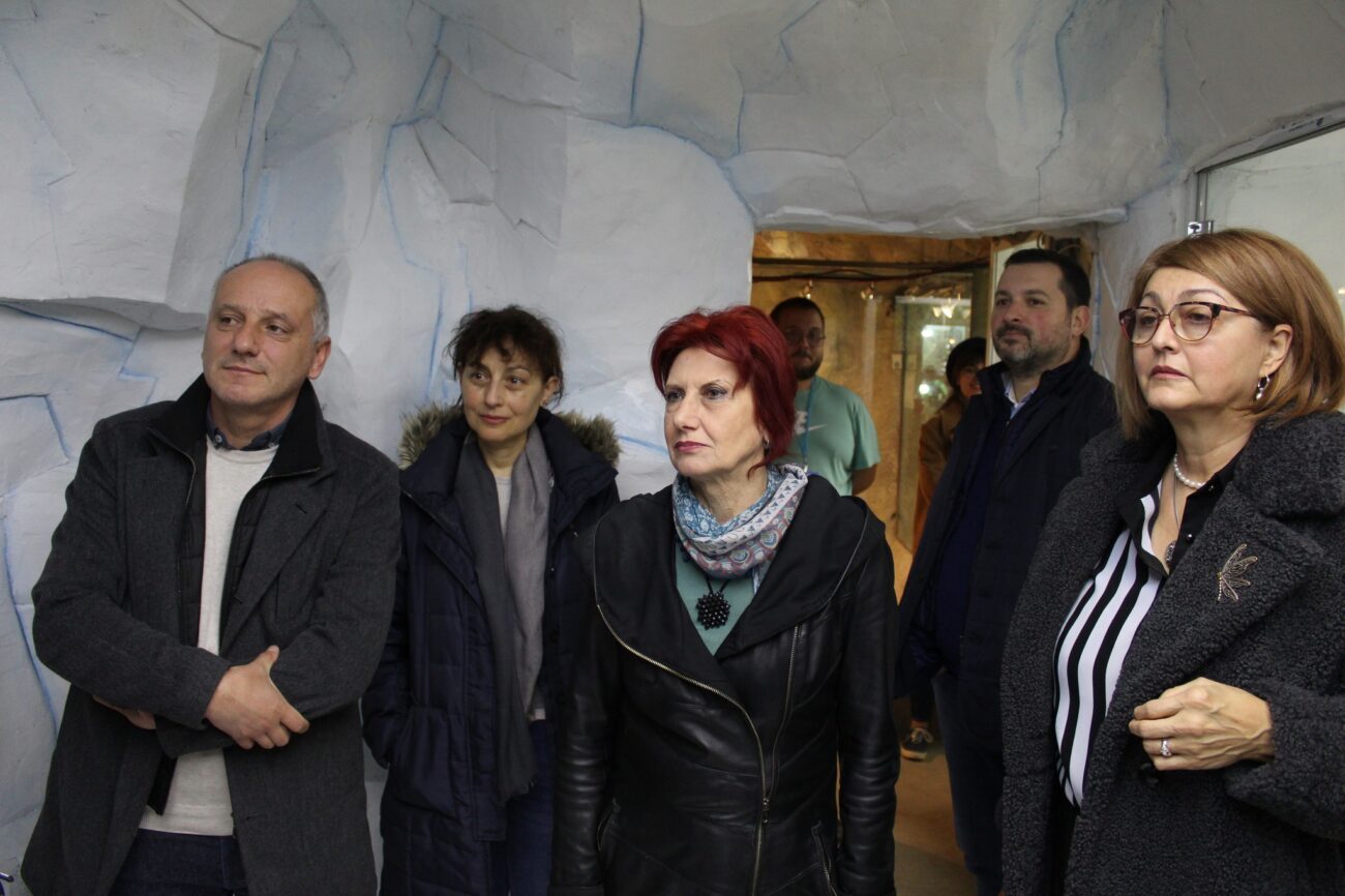 Откриха уникален леден фестивал в Природонаучния музей в Пловдив (СНИМКИ)