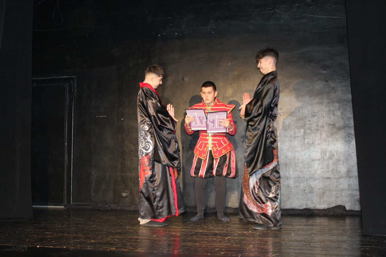 Започна 10-ият Национален ученически конкурс по актьорско майсторство (СНИМКИ)