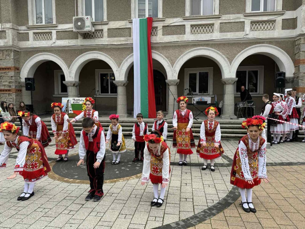 Мария Белчева: Трети март е символ на българската пролет