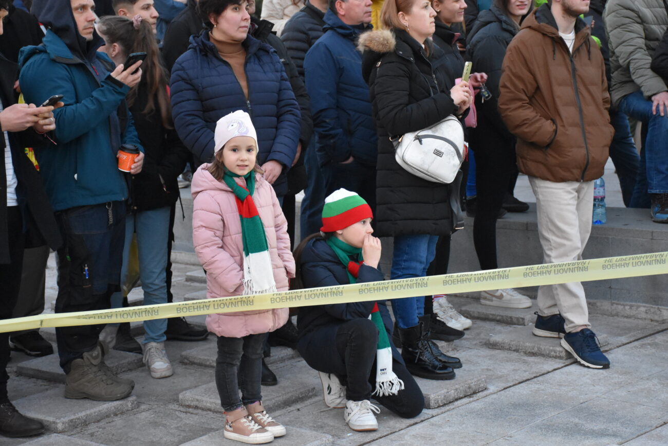 С тържествена заря-проверка приключиха честванията по случай 3 март в Пловдив (СНИМКИ)