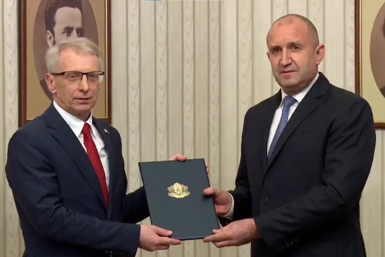 „ПП-ДБ имат само една реалистична формула за управление – с Радев“: Политолог с прогноза (ВИДЕО)