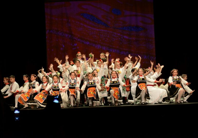 Детският танцов състав “Луди Млади” към НЧ „Проф. Кирил Дженев-2018“ на Международен фестивал в Истанбул