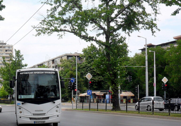 Променят за кратко маршрута на три автобуса заради мача Ботев Пловдив – Славия