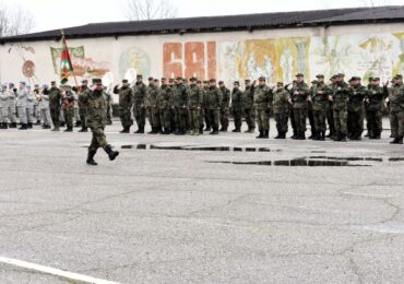 Показват въоръжение и техника в Асеновград