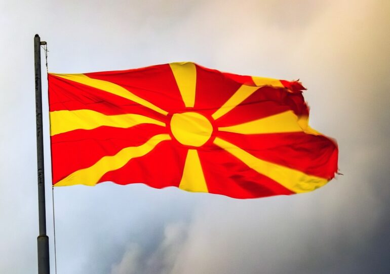 Гордана Силяновска се закле като президент, нарече страната си само "Македония"