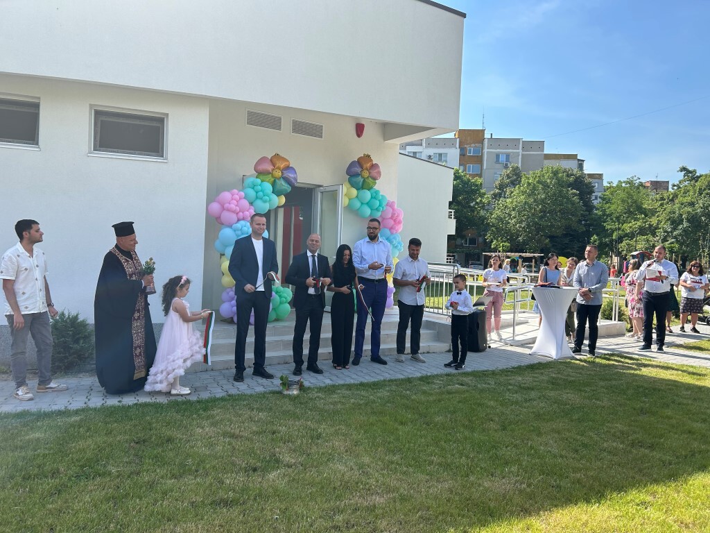 Откриха официално най-новата детска градина в Пловдив (СНИМКИ)
