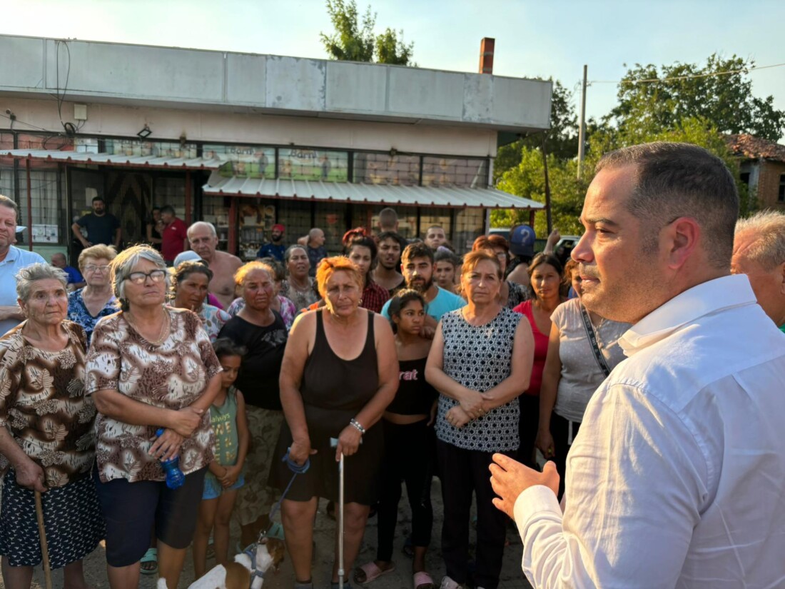 Калин Стоянов от Воден: Ситуацията в селото е овладяна, няма жертви и пострадали (СНИМКИ)