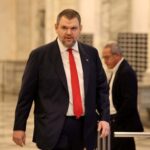 Делян Пеевски след падането на правителството: Печелившият е друг и той идва днес 3 Делян Пеевски след падането на правителството: Печелившият е друг и той идва днес