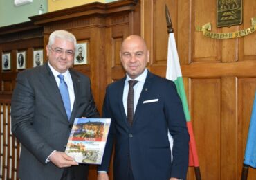 Новият посланик на Турция с първа официална визита в Пловдив (СНИМКИ)