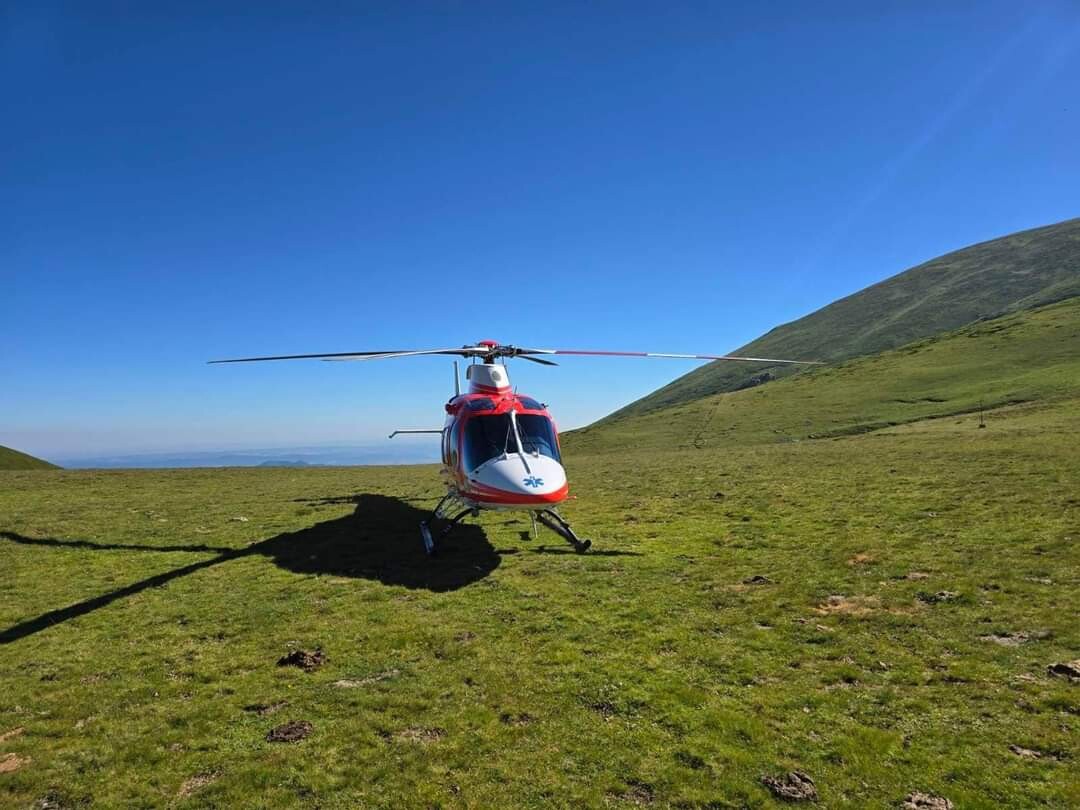 Медицинският ни хеликоптер с първа успешна акция в планината