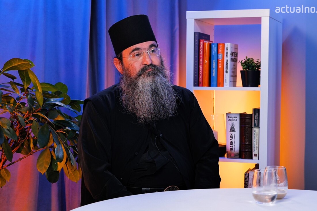 Отец Никанор: Напускам Църквата, не мога да бъда в една епархия с патриарх Даниил