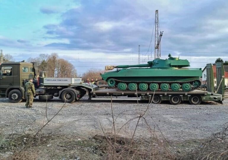 Потвърдено: България е изпратила на Украйна самоходни артилерийски установки (СНИМКИ)