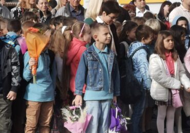 Над 3300 първокласници тръгват на училище в Пловдив