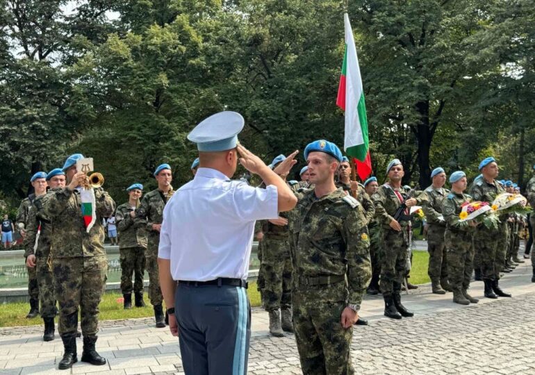 Пловдив чества 139 години от Съединението на България (СНИМКИ)