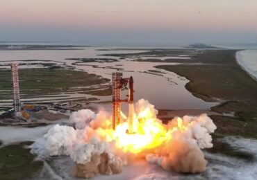 Фотограф засне зашеметяващо ВИДЕО от изстрелването на Starship