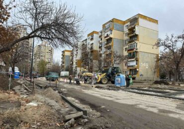 Подменят най-компрометирания водопровод в "Тракия", ремонтът ще продължи до Коледа (СНИМКИ)