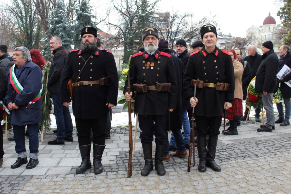 Пловдив отбеляза 147-та годишнина от Освобождението на града (СНИМКИ)