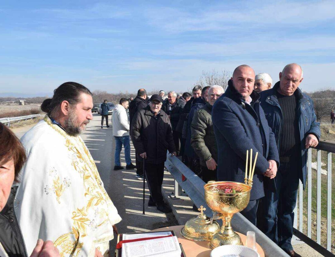 Димитър Иванов поведе литийното шествие на Богоявление (СНИМКИ)