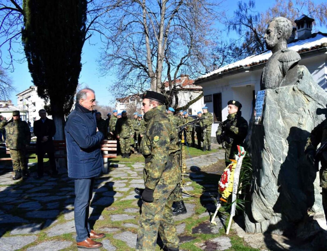 Асеновград отпразнува годишнината от Освобождението си (СНИМКИ)