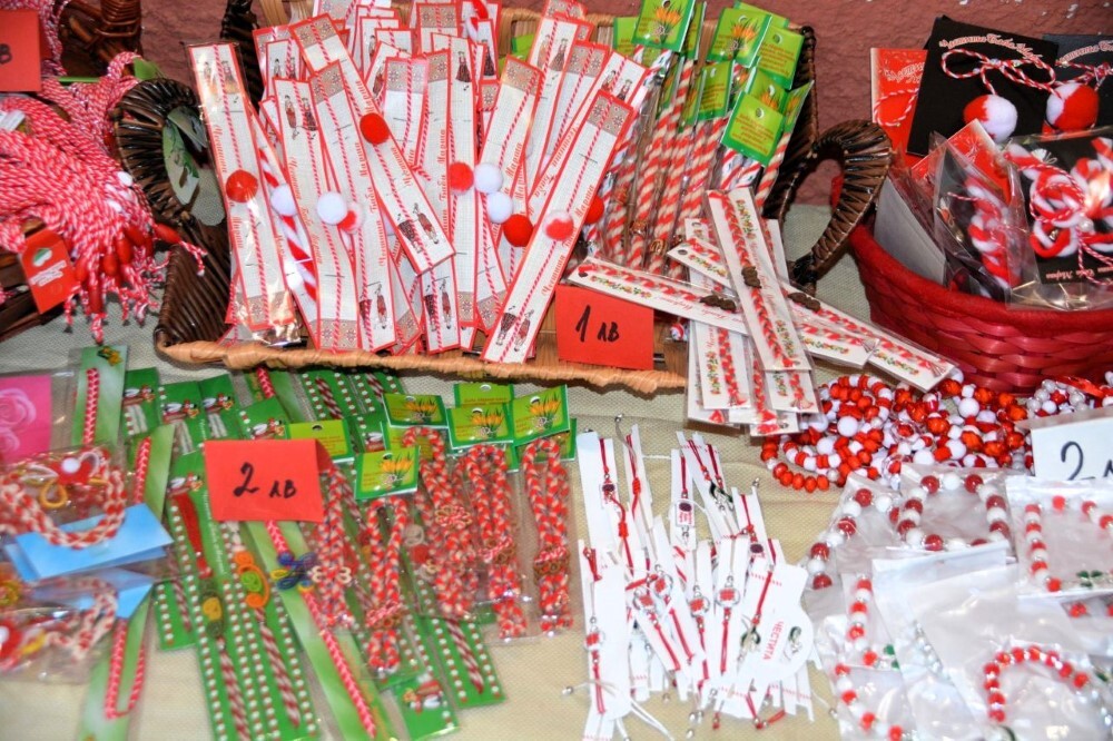 Търговците на мартеници кандидатстват за 139 места на Главната в Пловдив