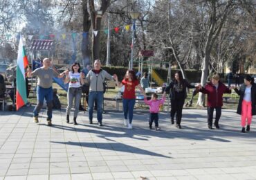 В Крислово и Войводиново празнуваха Трифон Зарезан с конкурси (СНИМКИ)