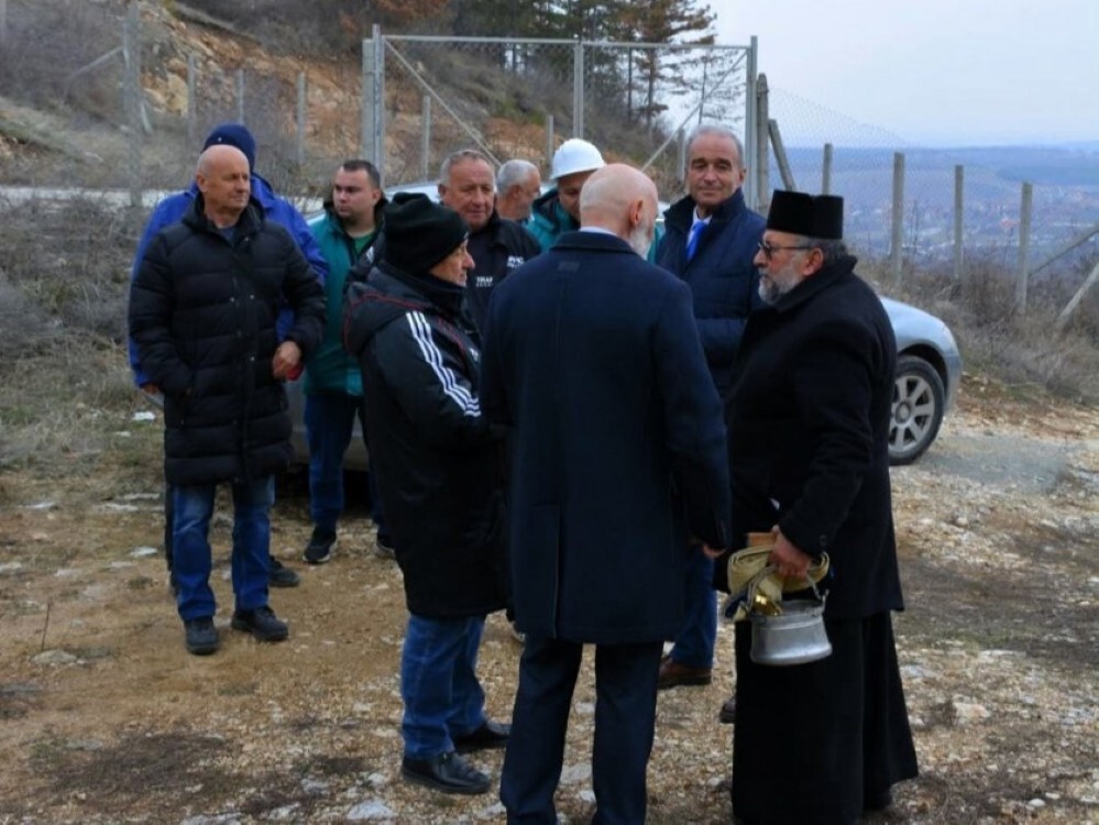 Започва изграждането на пътя до Мулдавския манастир над Асеновград (СНИМКИ)