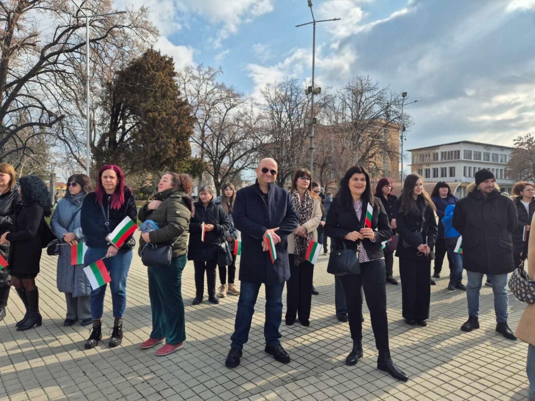 Съединение отбеляза 3 март по впечатляващ начин (СНИМКИ)