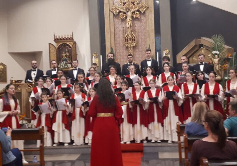 „България пее“ събира 19 хора в Пловдив за десето юбилейно издание и век хорова традиция (ПРОГРАМА)