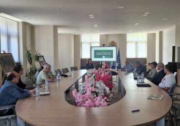 Обсъдиха ключови етапи от развитието на Биосферен парк „Червената стена“ (СНИМКИ)