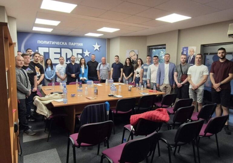С лекция за Античния Пловдив младежи от ГЕРБ започнаха поредица от образователни дискусия