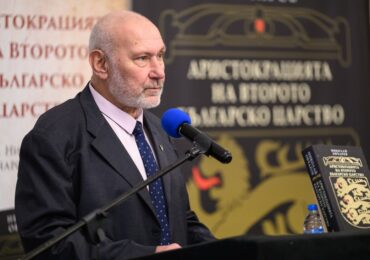 Археологът Николай Овчаров представя новата си книга „Аристокрацията на Второто българско царство“ във Варна и Велико Търново (ОТКЪС)