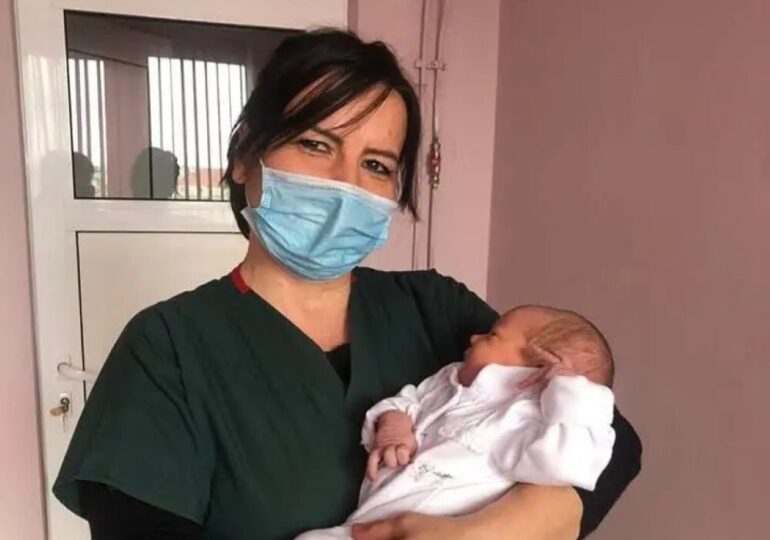 Едно малко дете я чака всяка нощ да се върне: Да помогнем на мама Роси да оздравее