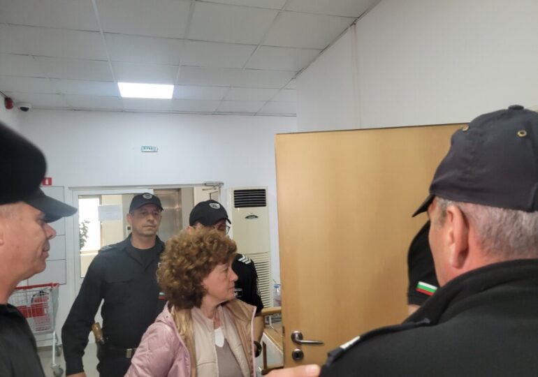 Съдът реши за мярката на обвинената в източване на Здравната каса лекарка от Асеновград (СНИМКИ)