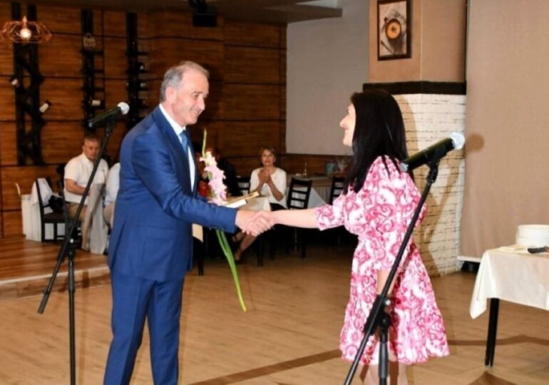 Отличиха най-добрите учители в Асеновград (СНИМКИ)