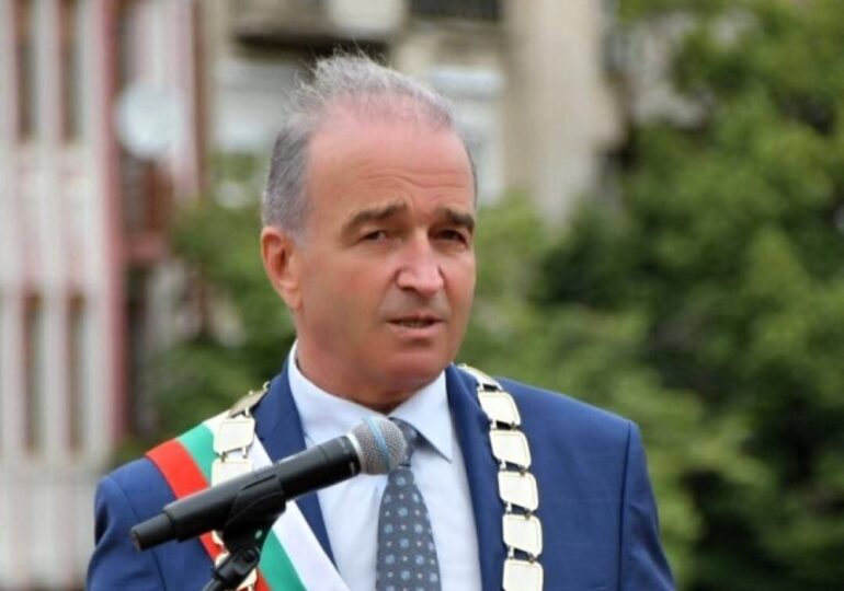 Навръх празника на града: Връчиха званието „Почетен гражданин“ на Асеновград (СНИМКИ)