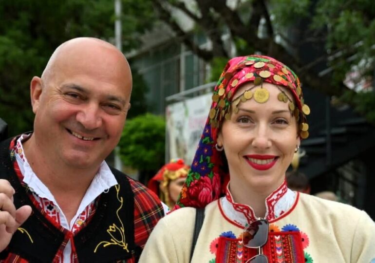Навръх празника на града: Връчиха званието „Почетен гражданин“ на Асеновград (СНИМКИ)