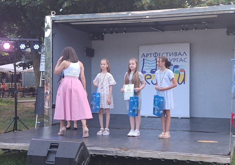 Огромен успех за талантите на Музейна музикална школа към сдружение "Бемол 13" в Асеновград (СНИМКИ)