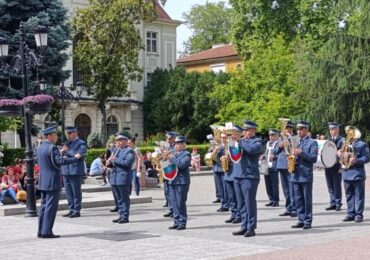 С тържествен концерт: Военният духов оркестър на СКСО чества петата си годишнина