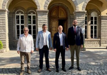 Започва ремонтът на Хуманитарната гимназия (СНИМКИ)