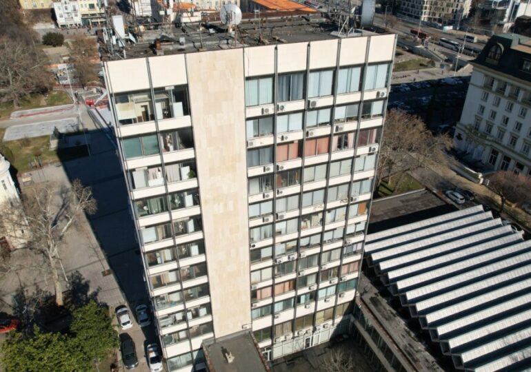 Община Пловдив обяви обществена поръчка за санирането на бившия Партиен дом