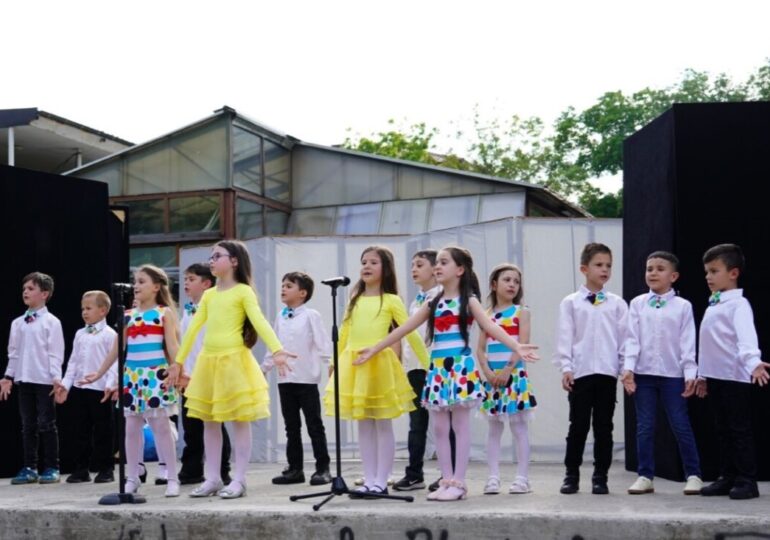Със събития в двата най-големи парка в района: „Южен“ отпразнува 1 юни (СНИМКИ)