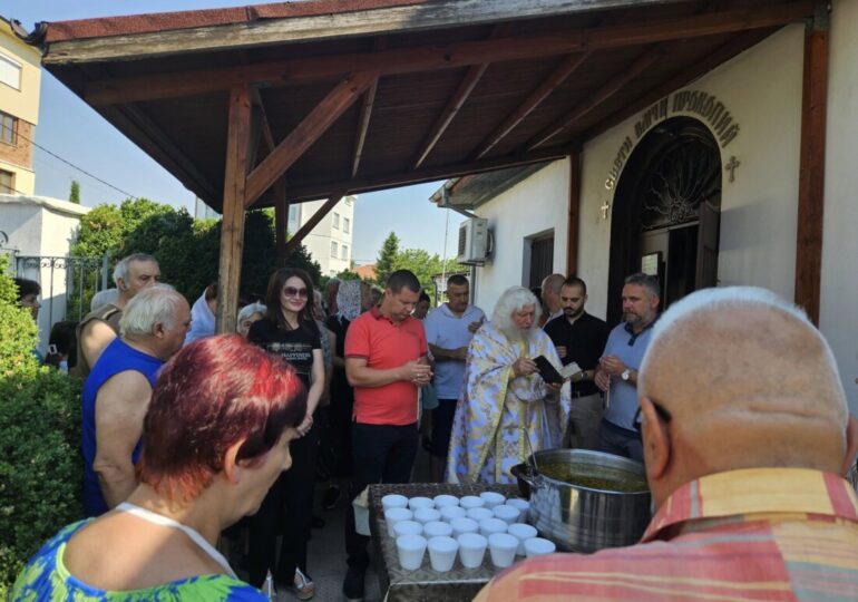 ГЕРБ даде курбан за храмовия празник на църквата в "Коматево"